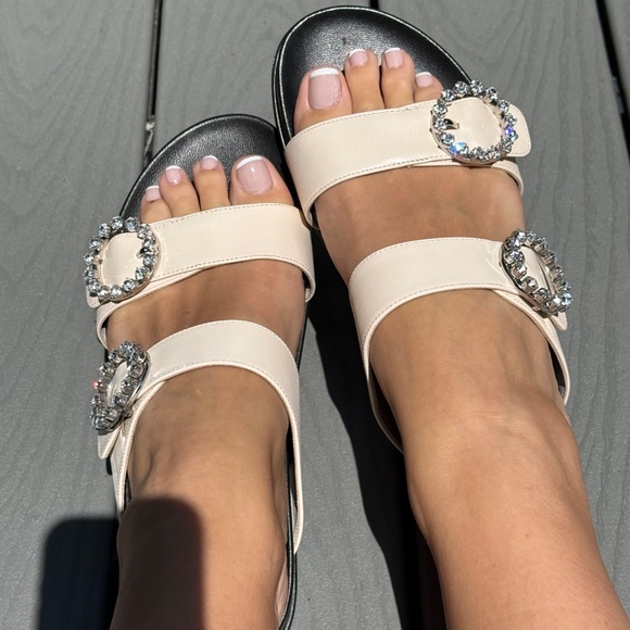 Blingring Buckle Slide by Stewart Weitzman - Size 39 - Picture 5 of 7